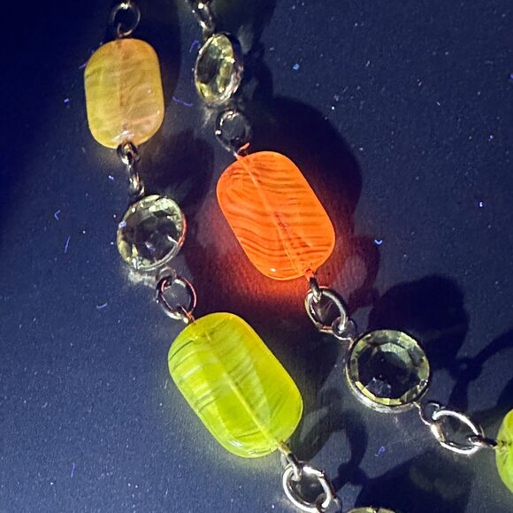 Yellow Swirl Glass Bead Crystal Gold-tone 2-strand Necklace UV Reactive GLOW VTG - Picture 6 of 16
